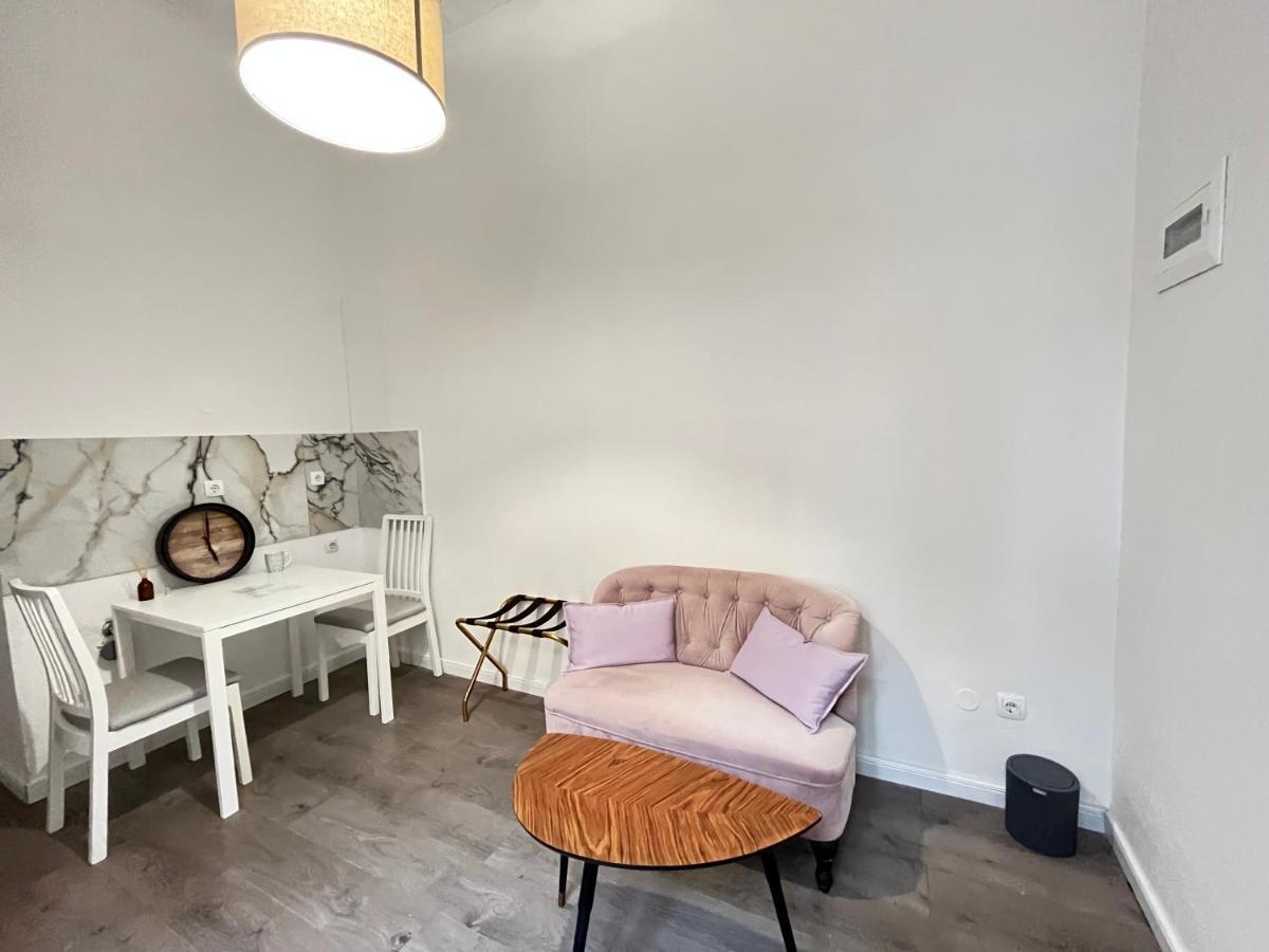 דוברובניק Apartment And Rooms Stay מראה חיצוני תמונה